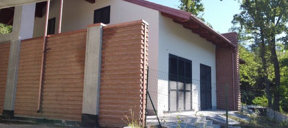 3 bedrooms Apartment in Pino Torinese, Italy No. 57319 13