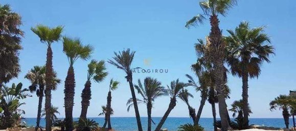 4 bedrooms House in Pervolia, Cyprus No. 6393 14