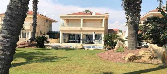 4 bedrooms House in Pervolia, Cyprus No. 6393 11