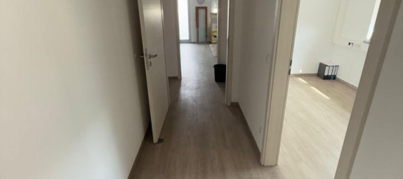 Склад с 7 комнатами в Roth, Германия № 227598 15