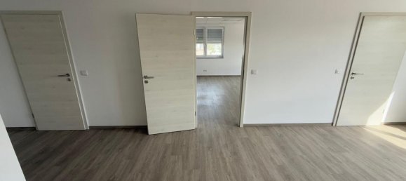 Склад с 7 комнатами в Roth, Германия № 227598 11