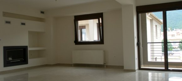 Недвижимость с 3 спальнями в Полийирос, Греция № 5952 5