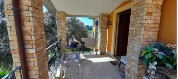 6 rooms Apartment in Fara in Sabina, Italy No. 220321 10