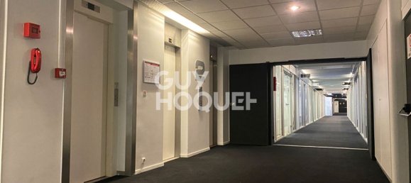 مكتب في Paris, France 32متر مربع رقم 188041 6