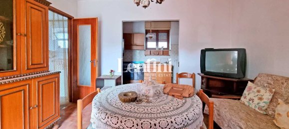 Дом с 8 комнатами в Фрассинето По, Италия № 134071 19