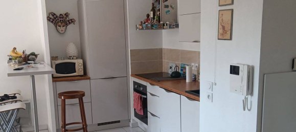 2 bedrooms Apartment in Istres, France No. 331548 2