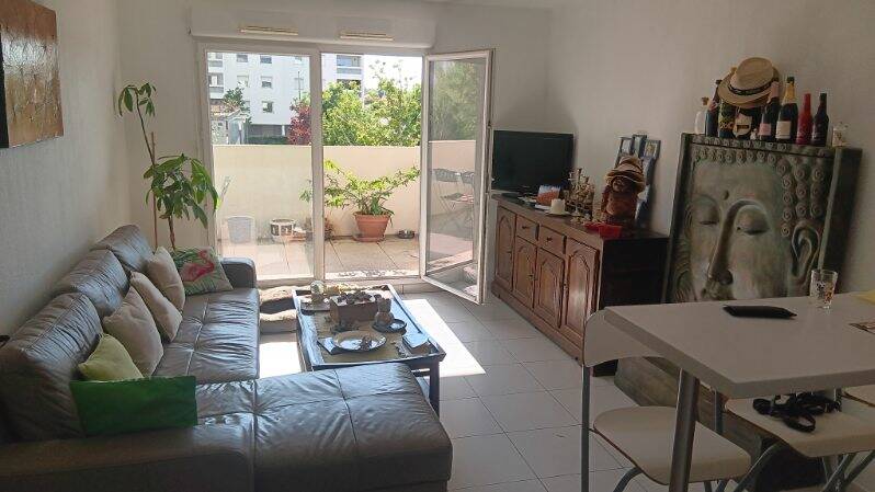 2 bedrooms Apartment in Istres, France No. 331548