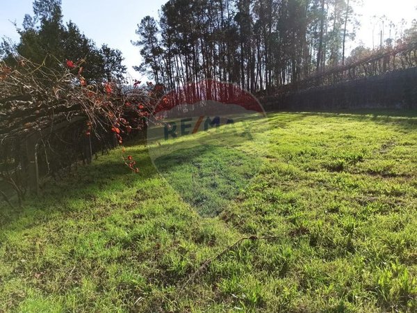 Terrain à Arcos de Valdevez, Portugal 1100m² No. 59454