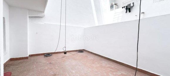 4 bedrooms Apartment in Mislata, Spain No. 166681 11