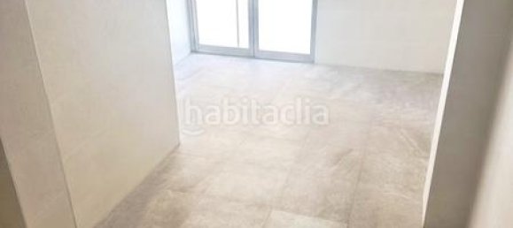 4 bedrooms Apartment in Mislata, Spain No. 166681 27