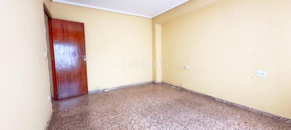 4 bedrooms Apartment in Mislata, Spain No. 166681 23