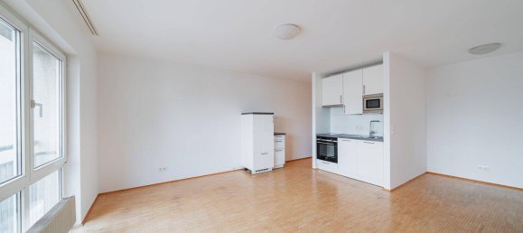 Studio in Brigittenau, Austria No. 195424 3