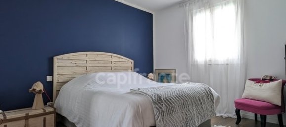 2 bedrooms House in Brando, France No. 239100 4