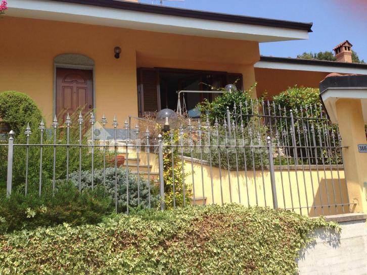 2 bedrooms Villa in Castiglione Torinese, Italy No. 204796