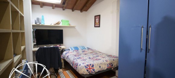 Casa de 7 divisões em Prato, Italy N.º 24399 43