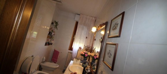 10-salle Villa à San Giovanni Valdarno, Italy No. 233804 18