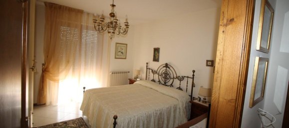 10-salle Villa à San Giovanni Valdarno, Italy No. 233804 15