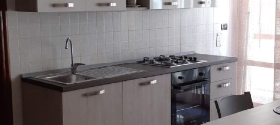 4 rooms Apartment in Barletta, Italy No. 254769 9