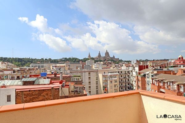 3 Schlafzimmer Penthouse in Sants-Montjuic, Spain, Nr. 218382