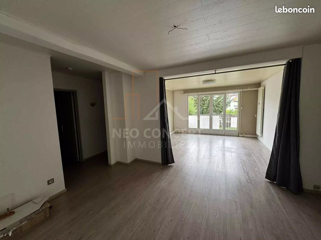 2 bedrooms Apartment in Haguenau, France No. 213030
