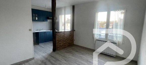 Edificio de 1 dormitorio en Crepy-en-Valois, France No. 157928 2