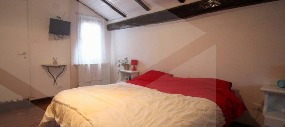2 rooms Apartment in Bologna, Italy No. 28685 10