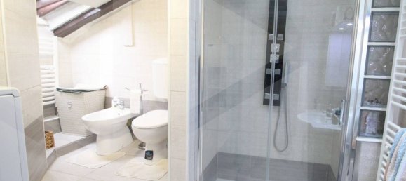 2 rooms Apartment in Bologna, Italy No. 28685 20