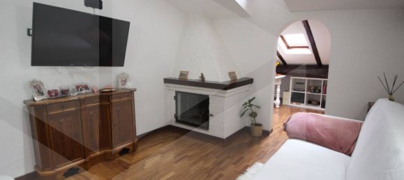 2 rooms Apartment in Bologna, Italy No. 28685 28