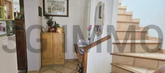 Villa de 4 dormitorios en Sainte-Anastasie, France No. 197233 2