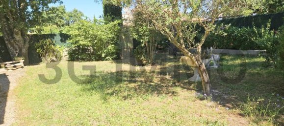 Villa de 4 dormitorios en Sainte-Anastasie, France No. 197233 9