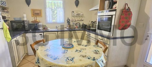 Villa de 4 dormitorios en Sainte-Anastasie, France No. 197233 3