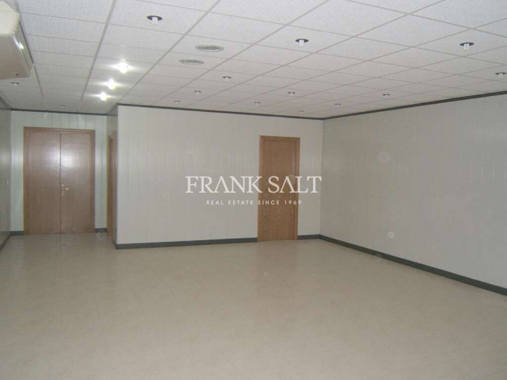  مكتب في Zebbug, Malta 192متر مربع رقم 12580