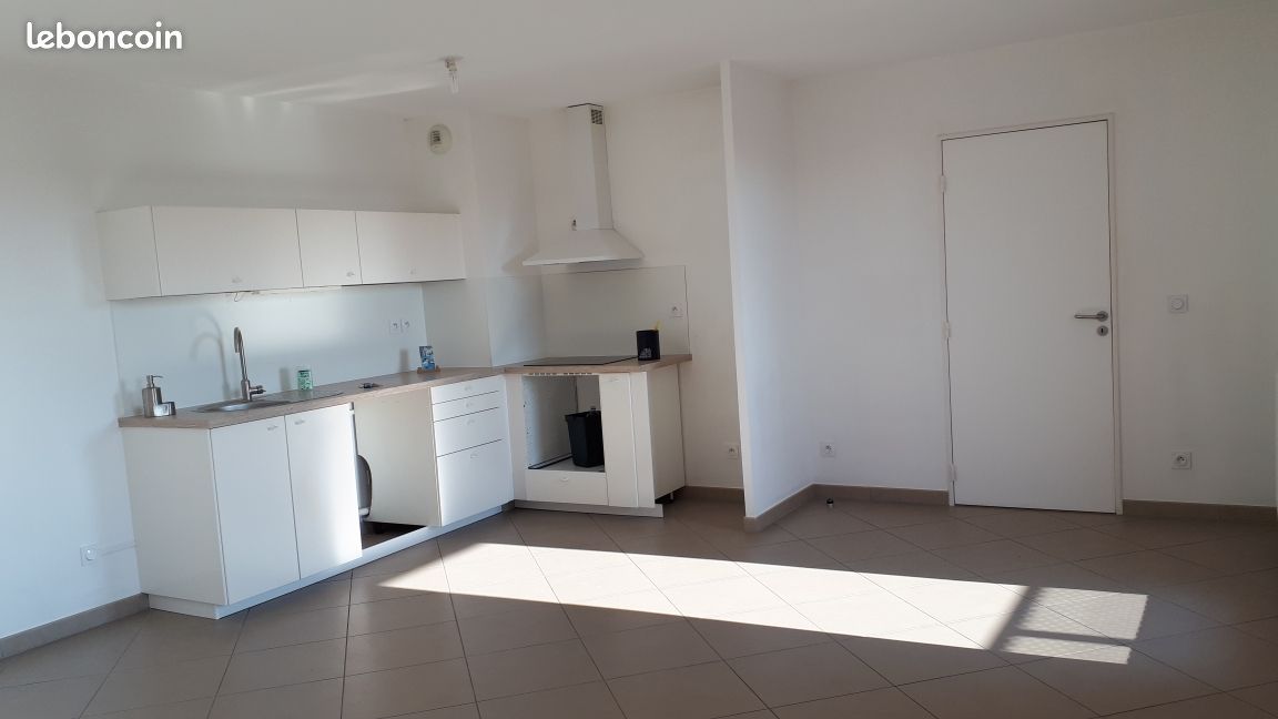 2 غرف نوم شقة في Rhone, France رقم 341936