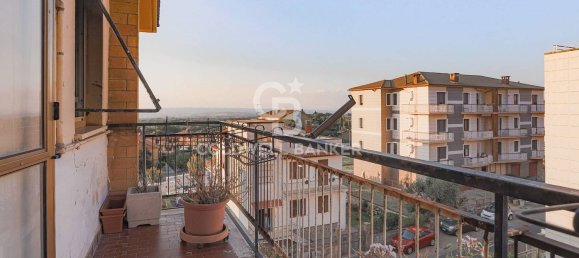 Apartamento de 6 dormitorios en Viterbo, Italy No. 380205 14