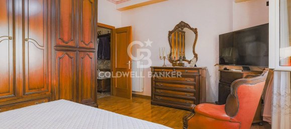 Apartamento de 6 dormitorios en Viterbo, Italy No. 380205 6