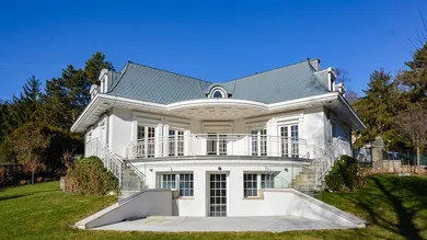 7غرفة فيلا في Hinterbruhl, Austria رقم 187609