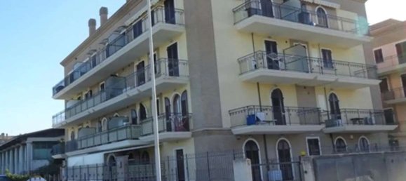 Propiedad comercial en Porto Sant'Elpidio, Italy 179 m² No. 343422 3