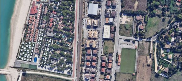 Propiedad comercial en Porto Sant'Elpidio, Italy 179 m² No. 343422 11