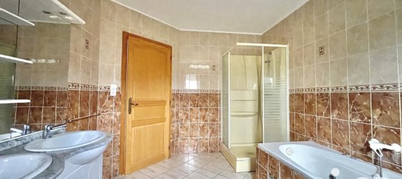 4 bedrooms House in Sarralbe, France No. 154006 10