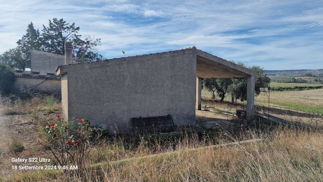 30000m² Land in Matera, Italy No. 296497