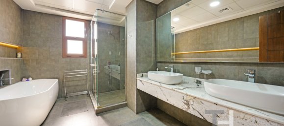 7 bedrooms Villa in Jumeirah Park, UAE No. 94286 27