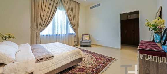 7 bedrooms Villa in Jumeirah Park, UAE No. 94286 24