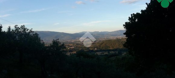 3 bedrooms House in Bevagna, Italy No. 5554 8