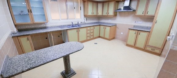 Вилла с 4 спальнями в Абу-Даби, ОАЭ № 6376 22