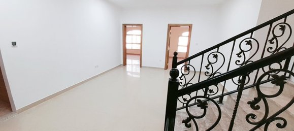 Вилла с 4 спальнями в Абу-Даби, ОАЭ № 6376 5