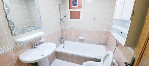 Вилла с 4 спальнями в Абу-Даби, ОАЭ № 6376 24