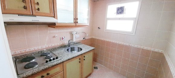 Вилла с 4 спальнями в Абу-Даби, ОАЭ № 6376 23