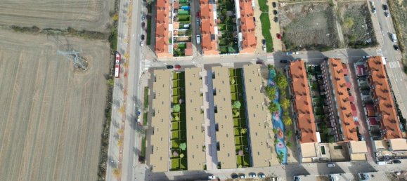 Adosado de 4 dormitorios en Burgos, Spain No. 68419 12