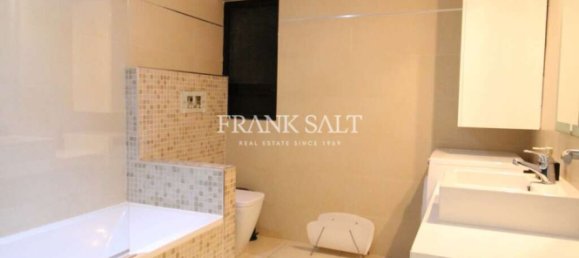 3 bedrooms Maisonette in Swieqi, Malta No. 6861 15