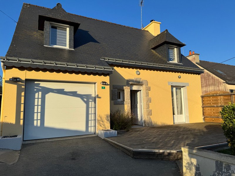 Casa de 4 dormitorios en Mohon, France No. 200875